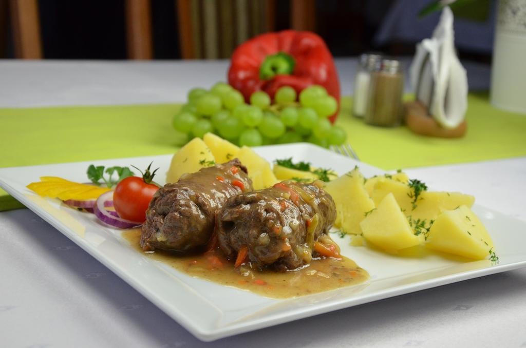 Hotel Milosz Restauracja, Basen Dla Dzieci, Sala Zabaw, Silownia Kartuzy Exteriér fotografie